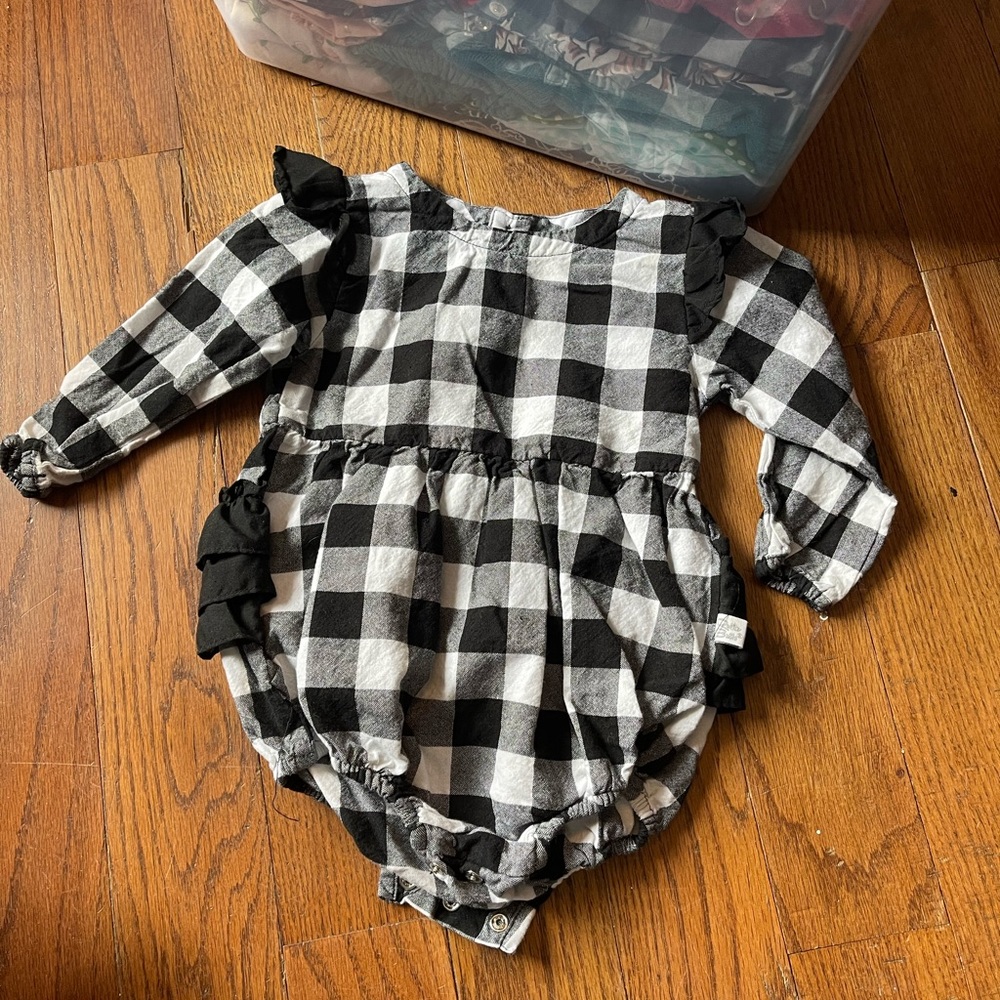Ruffle Butts